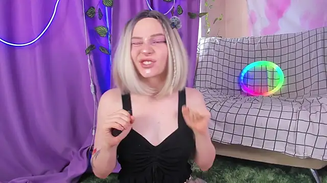 Lexy Lovy online show from September 17, 2025, 6:59 am