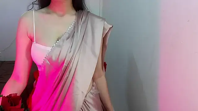 Snapshot of Xingfei chatting on September 15, 2025, 5:57 pm Xingfei online show from September 15, 2025, 5:57 pm