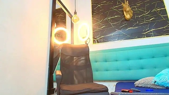 Bella salvatore online show from November 15, 2025, 8:46 pm