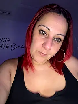 Snapshot of DeeLight124 chatting on October 10, 2025, 6:36 am DeeLight124 online show from October 10, 2025, 6:36 am