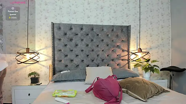 Snapshot of MissSussy chatting on November 7, 2025, 11:37 am MissSussy online show from November 7, 2025, 11:37 am