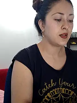 Snapshot of LisbethMoore_ chatting on November 4, 2025, 4:44 pm LisbethMoore online show from November 4, 2025, 4:44 pm