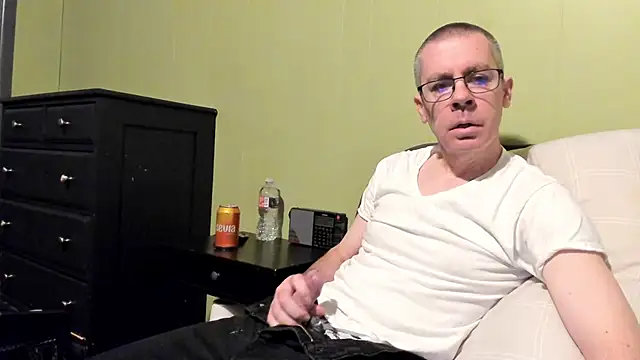 Snapshot of ImportantEquator0 chatting on October 16, 2025, 11:29 am ImportantEquator0 online show from October 16, 2025, 11:29 am