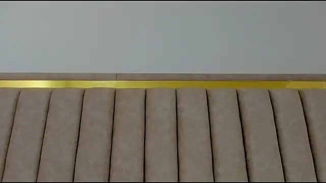 FreyaMoller online show from December 5, 2025, 1:53 pm