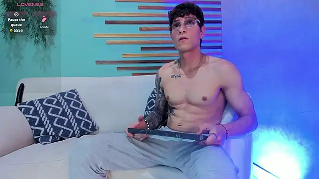 Snapshot of french_sexx chatting on November 26, 2025, 7:36 pm french sexx online show from November 26, 2025, 7:36 pm