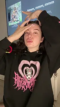 Snapshot of Kimi_Ass chatting on November 28, 2025, 10:32 pm Kimi Ass online show from November 28, 2025, 10:32 pm