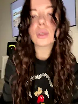 Snapshot of Kimi_Ass chatting on November 26, 2025, 11:10 am Kimi Ass online show from November 26, 2025, 11:10 am