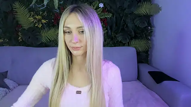 Snapshot of Horny_Blond chatting on November 7, 2025, 9:03 am Horny Blond online show from November 7, 2025, 9:03 am