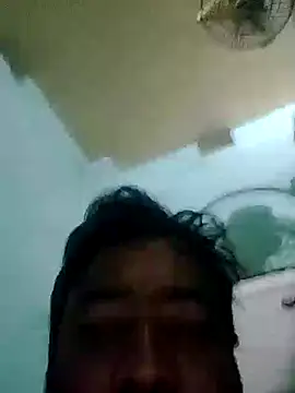 Snapshot of Young_couple143 chatting on November 30, 2025, 9:37 pm Young couple143 online show from November 30, 2025, 9:37 pm