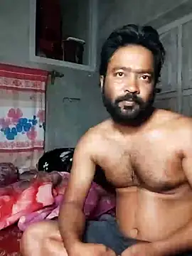 Snapshot of Young_couple143 chatting on December 2, 2025, 9:33 am Young couple143 online show from December 2, 2025, 9:33 am