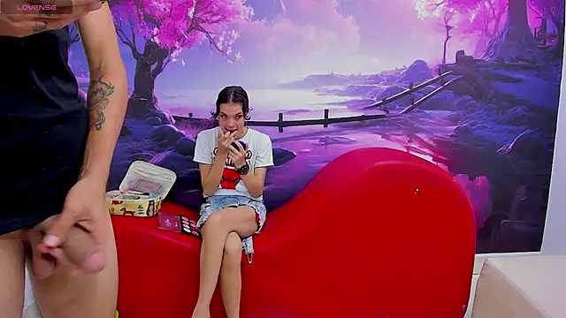 SlimLoves online show from February 8, 2025, 3:52 am