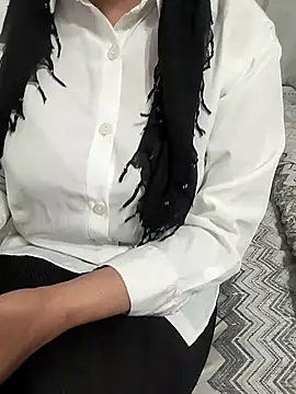  Sahra  online show from November 8, 2025, 5:16 pm