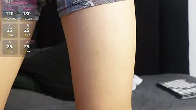 Snapshot of MarcoAlexLatino chatting on November 30, 2025, 3:29 am MarcoAlexLatino online show from November 30, 2025, 3:29 am