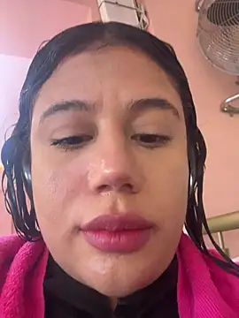 Snapshot of AshleyFerrer chatting on January 15, 2026, 2:09 pm AshleyFerrer online show from January 15, 2026, 2:09 pm