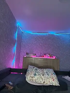 Evaaa Babiesss online show from December 3, 2025, 6:07 pm