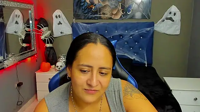 Snapshot of NikolPervertUnlimit chatting on October 22, 2025, 11:03 pm NikolPervertUnlimit online show from October 22, 2025, 11:03 pm