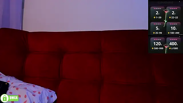 Snapshot of ohpetitemuse chatting on March 22, 2026, 3:57 pm ohpetitemuse online show from March 22, 2026, 3:57 pm