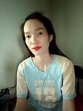 LILIAN999 online show from February 5, 2025, 4:37 am