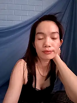 LILIAN999 online show from January 23, 2025, 5:45 am