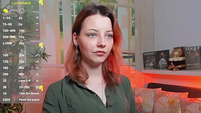 Snapshot of pretty_little_thing chatting on March 13, 2025, 7:06 pm pretty little thing online show from March 13, 2025, 7:06 pm