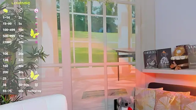 Snapshot of pretty_little_thing chatting on March 11, 2025, 1:05 am pretty little thing online show from March 11, 2025, 1:05 am