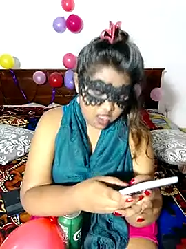 Snapshot of Sexy--queen1 chatting on February 14, 2025, 3:36 pm Sexy--queen1 online show from February 14, 2025, 3:36 pm