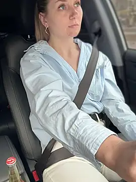 Snapshot of Crazy-Rosa chatting on February 25, 2025, 11:10 am Crazy-Rosa online show from February 25, 2025, 11:10 am