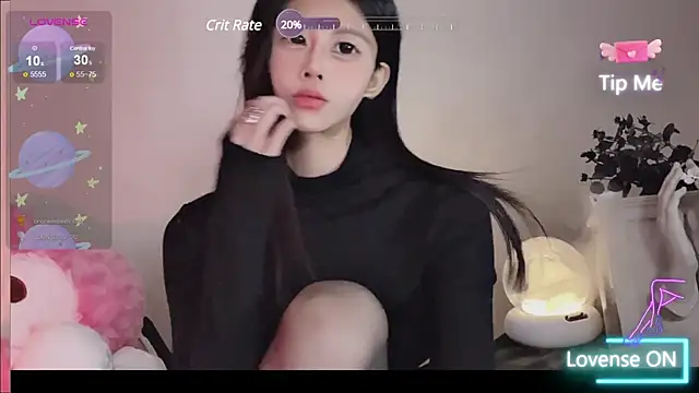 O0 0Q online show from December 13, 2024, 5:00 pm