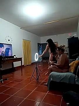 Snapshot of Afroditabichota chatting on December 15, 2025, 9:15 am Afroditabichota online show from December 15, 2025, 9:15 am