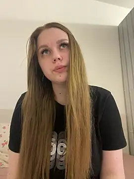 Marylallka5 online show from July 21, 2026, 8:32 pm