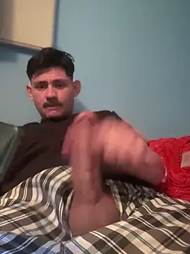 parTy20344 online show from January 29, 2025, 8:04 pm