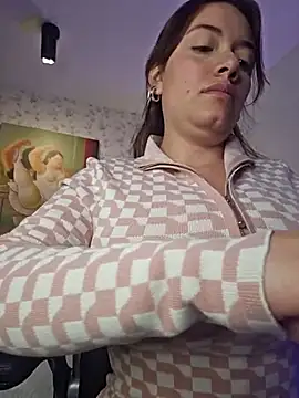 valery mora online show from March 8, 2025, 1:25 pm