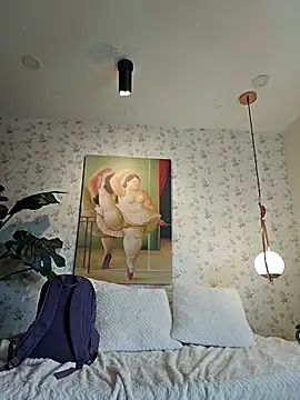 valery mora online show from March 3, 2025, 1:23 pm