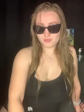 Snapshot of Tima-2 chatting on June 3, 2026, 8:46 pm Tima-2 online show from June 3, 2026, 8:46 pm