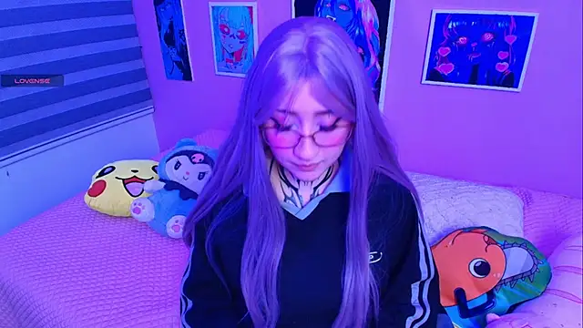 Miwa violet online show from February 3, 2026, 2:53 am