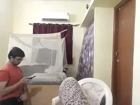 THE NAKED BOY online show from April 1, 2026, 1:12 pm