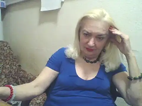 Snapshot of Meri798 chatting on November 25, 2025, 9:48 pm Meri798 online show from November 25, 2025, 9:48 pm