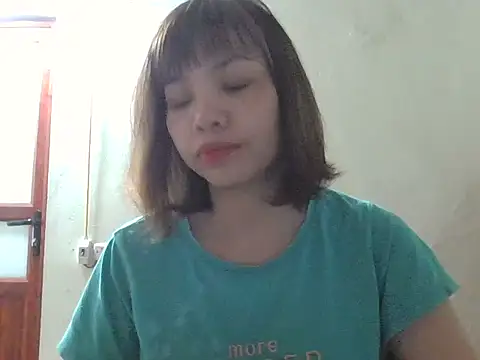 Angela-Eira online show from November 14, 2025, 10:35 pm