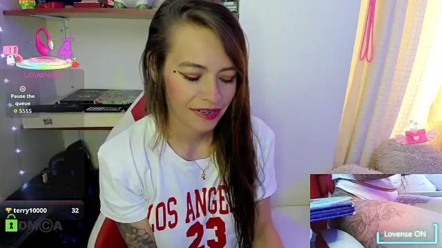 sweetlittlelisa online show from September 26, 2025, 8:59 pm