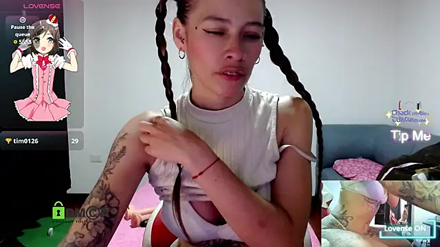 sweetlittlelisa online show from March 3, 2025, 7:07 pm