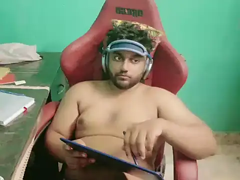 Snapshot of telugu_boy_ chatting on October 27, 2025, 6:14 am telugu boy online show from October 27, 2025, 6:14 am