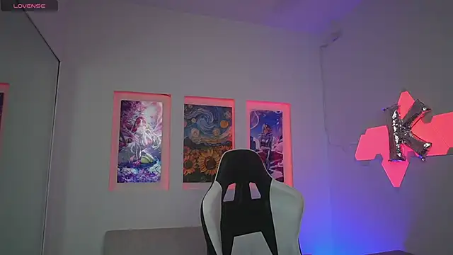 KayraOwen online show from November 14, 2025, 11:36 am