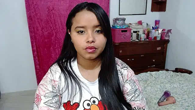 Snapshot of AINARA__STONE chatting on December 31, 2024, 5:44 am AINARA STONE online show from December 31, 2024, 5:44 am