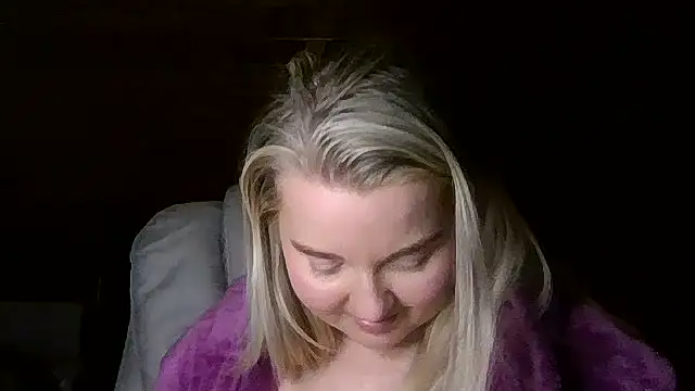 Jessica69G online show from April 13, 2026, 8:35 pm