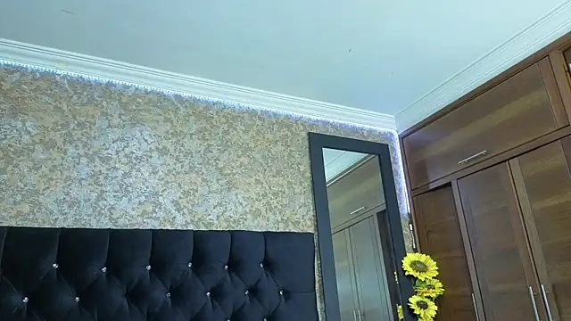 Snapshot of stella_xue chatting on November 7, 2025, 10:03 pm stella xue online show from November 7, 2025, 10:03 pm