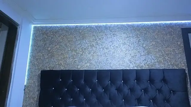 Snapshot of stella_xue chatting on November 24, 2025, 7:58 pm stella xue online show from November 24, 2025, 7:58 pm