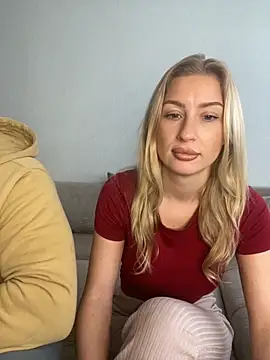 belle98 online show from December 1, 2025, 12:17 pm