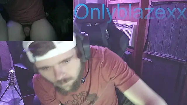 Snapshot of OnlyBlazexx chatting on January 18, 2026, 7:01 am OnlyBlazexx online show from January 18, 2026, 7:01 am