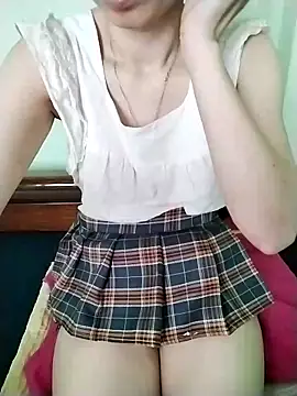 Snapshot of Luxcute286 chatting on May 15, 2026, 1:14 am Luxcute286 online show from May 15, 2026, 1:14 am