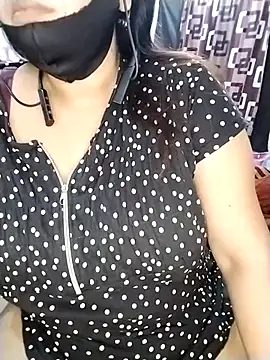 Snapshot of Tishani chatting on February 5, 2026, 3:57 am Tishani online show from February 5, 2026, 3:57 am